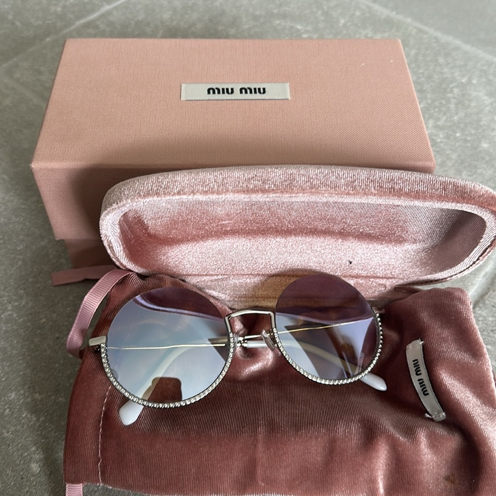 miu miu round sunglasses, brand new, never worn